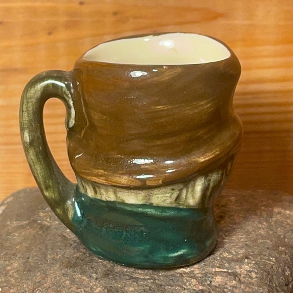 Royal Doulton Paddy Mug, 1940s Hand Painted Miniature Toby Character Mug made in - Picture 4 of 10